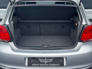 Volkswagen Polo Auto - Image 3