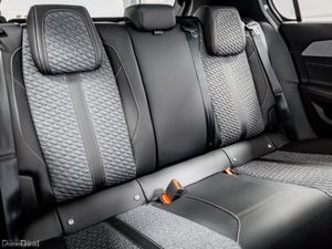 Peugeot 308 *Face Lift* Allure 1.2 Hybrid 145HP - - Image 4