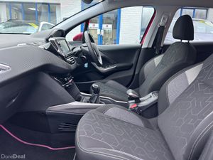 2018 PEUGEOT 2008 1.2 PURETEC VERY LOW KMS - Image 4