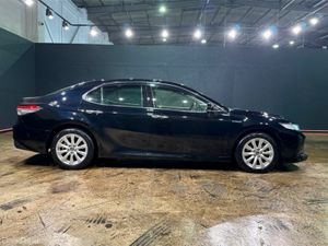 Toyota Camry G EDITION - FACTORY ALLOYS - CRUISE C - Image 3