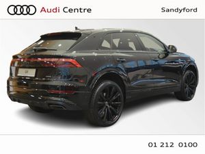 Audi Q8 SUV 60 TFSIE Q COMP 490PS - Image 3