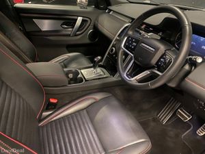 Land Rover Discovery Sport P300e SE R-Dynamic AWD - Image 3