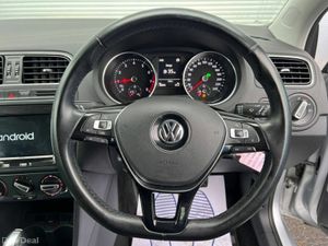 Volkswagen Polo COMFORTLINE 1.2 TSI // APPLE CARPL - Image 4