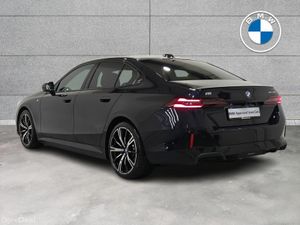 BMW i5 eDrive40 M Sport Pro Saloon - Image 3