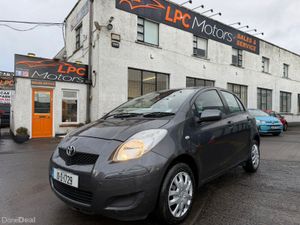 Toyota Yaris 2010 - Image 2