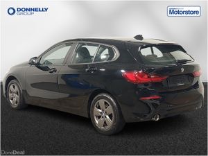 BMW 1 Series Diesel Hatchback SE - Image 3