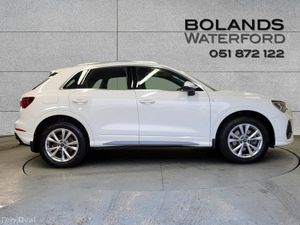 Audi Q3 45 TFSI E S Tronic S line - Image 4