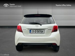 Toyota Yaris 1.33 VVT-I DESIGN 99BHP 5 5DR - Image 4