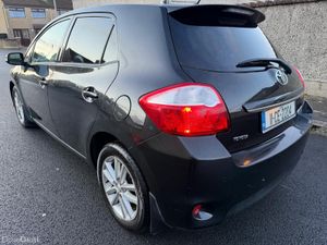 Toyota Auris 2011 sport d4d 085 2697260 - Image 4