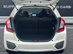 Honda Fit Hybrid - Image 2