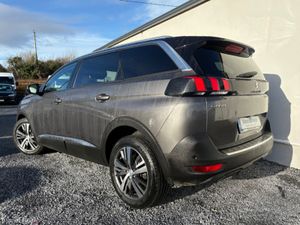 Peugeot 5008 FL ALLURE - Image 3