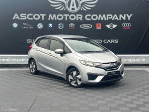 Honda Fit Hybrid - Image 2