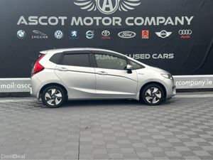 Honda Fit Hybrid - Image 4