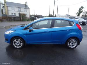 Ford Fiesta TITANIUM  AUTOMATIC 1.0 ECO 100PS - Image 2