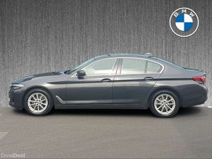 BMW 5-Series 520d SE Saloon - Image 4