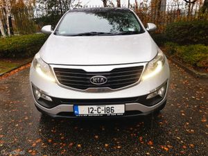 12 KIA SPORTAGE H-Spec ServHist Warranty V.Clean - Image 2
