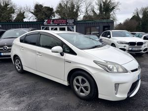 141 Toyota Prius Half Leather - Image 2