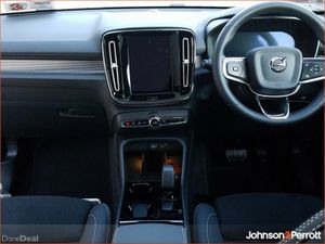 Volvo EC40 82 kWh 252bhp Plus Black Edition (Three - Image 2