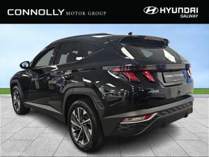 Hyundai Tucson 2WD Executive - €374 p/m ** JUST IN - Image 4