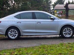 2021 Skoda Octavia 2.0 TDI 150BHP AMBITION - Image 4