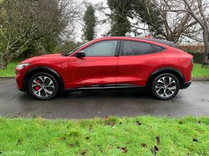 Ford Mustang Mach-E 2021 - Image 3