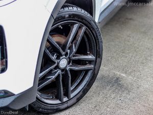 STUNNING HYUNDAI SANTA FE COMFORT PLUS - Image 4