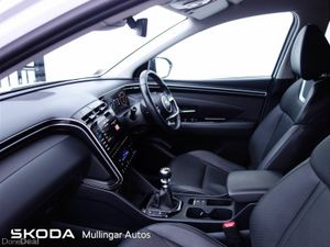 Hyundai Tucson 2WD Executive Plus - Image 4