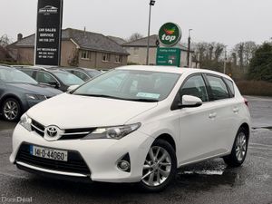 Toyota Auris 2014 1.4 diesel - Image 2
