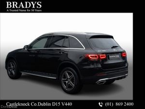 Mercedes-Benz GLC 300e 4Matic AMG--Panoramic Sunro - Image 4