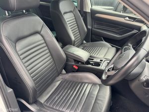 Volkswagen Passat 2021 RLINE manual - Image 2