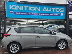 Toyota Auris 1.2 PETROL, LUNA MODEL, SERVICE HISTO - Image 2