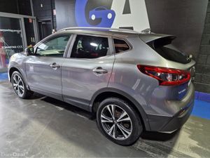 Nissan Qashqai LOW MILES-N-CONNECTA-PAN.ROOF-CAMER - Image 4