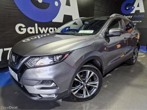 Nissan Qashqai LOW MILES-N-CONNECTA-PAN.ROOF-CAMER - Image 2