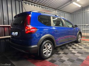 2022 222 Dacia Jogger 7 Seat  Manual - Image 3