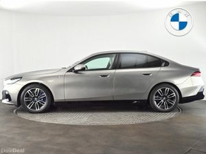BMW i5 eDrive40 M Sport Saloon - Image 4