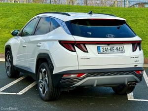 235 BHP Automatic self charging Hybrid - Image 4