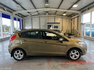 Ford Fiesta 1.25 60PS 4DR 5DR - Image 4