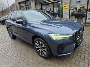 2023 VOLVO XC60 2.0 B4 DARK THEME AUTO. - Image 3