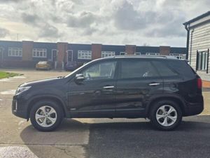 132 Kia Sorento EX  4x4 7 Seater – Diesel – Manual - Image 4