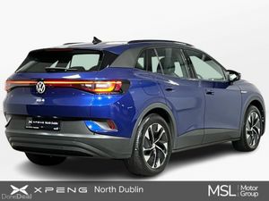 Volkswagen ID.4 Life DX 77kWh 174BHP - Reversing C - Image 4