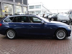 2.0D SE LUXURY EDITION 5DR ESTATE AUTO // 1 OWNER - Image 3