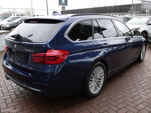2.0D SE LUXURY EDITION 5DR ESTATE AUTO // 1 OWNER - Image 4
