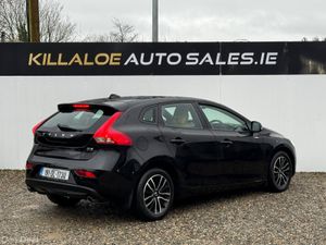 2019 Volvo V40 2.0D Manual (Top Spec) - Image 4
