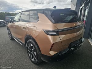 Vauxhall Grandland Electric Hatchback GS - Image 2