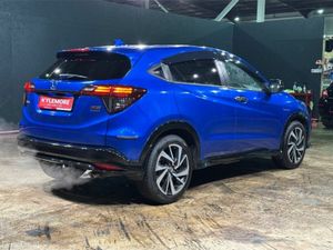 Honda Vezel AUTOMATIC 1.5L HYBRID RS EDITION - HAL - Image 4