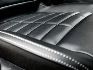 Citroen C4 X ë-MAX 54kWh Auto 156HP - Image 3