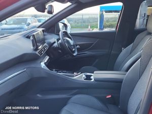 Peugeot 3008 ALLURE 1.5 HDI  AUTO130 - Image 4