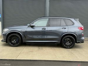 BMW X5 XDRIVE45E M SPORT AUTO - Image 4