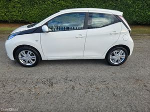 Toyota Aygo 2017 1.0 VVTI X PLAY - Image 3