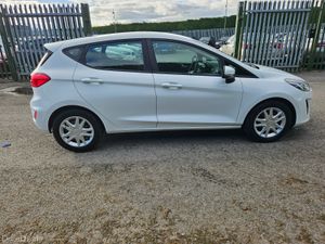 Ford Fiesta 2018 1.5 TDCI ZETEC - Image 4